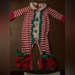 Marie Nicole- Christmas Outfit